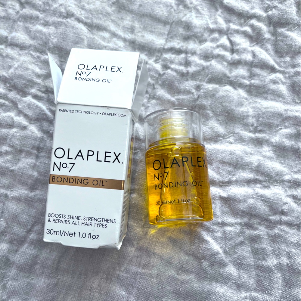 No. 7 Olaplex 30 Ml. Never used. Finishing oil.